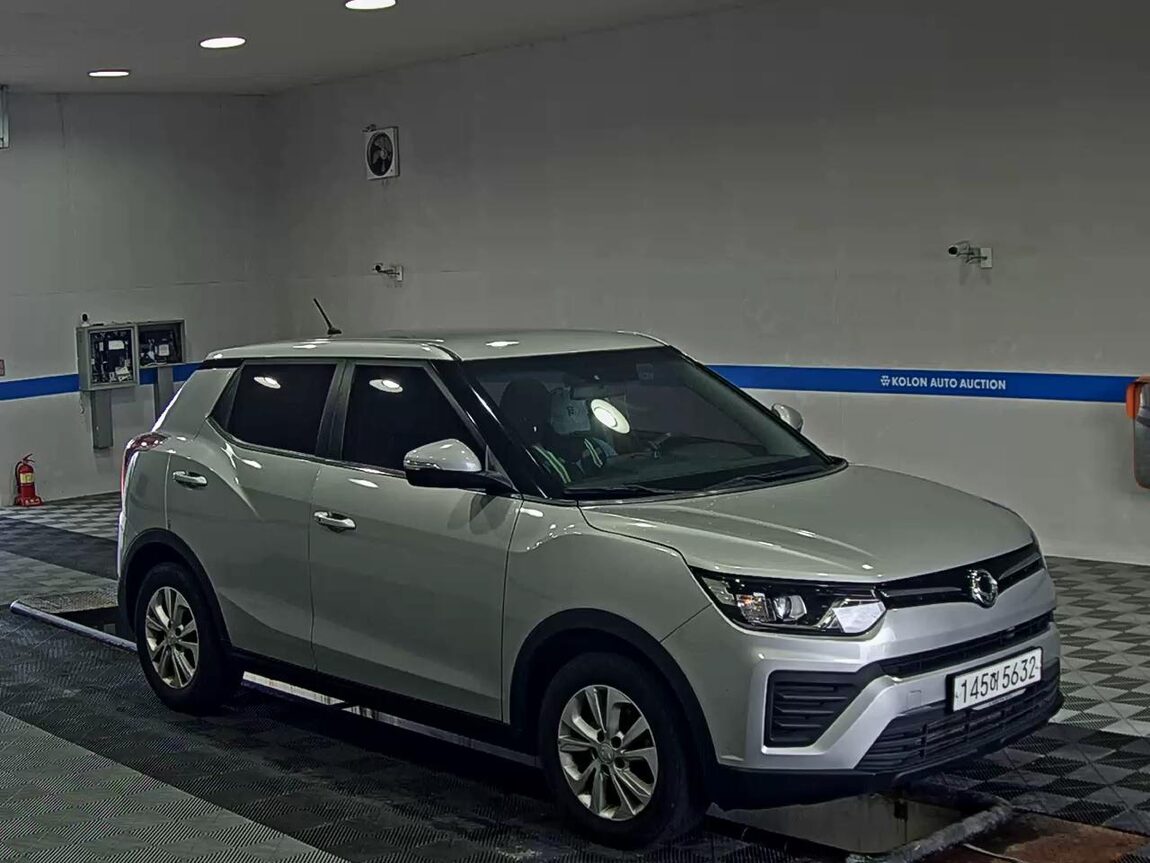 KG MOBILITY (SSANGYONG) VERY NEW TIVOLI 1.6 DIESEL 2WD V1 2020 - zdjęcie 3