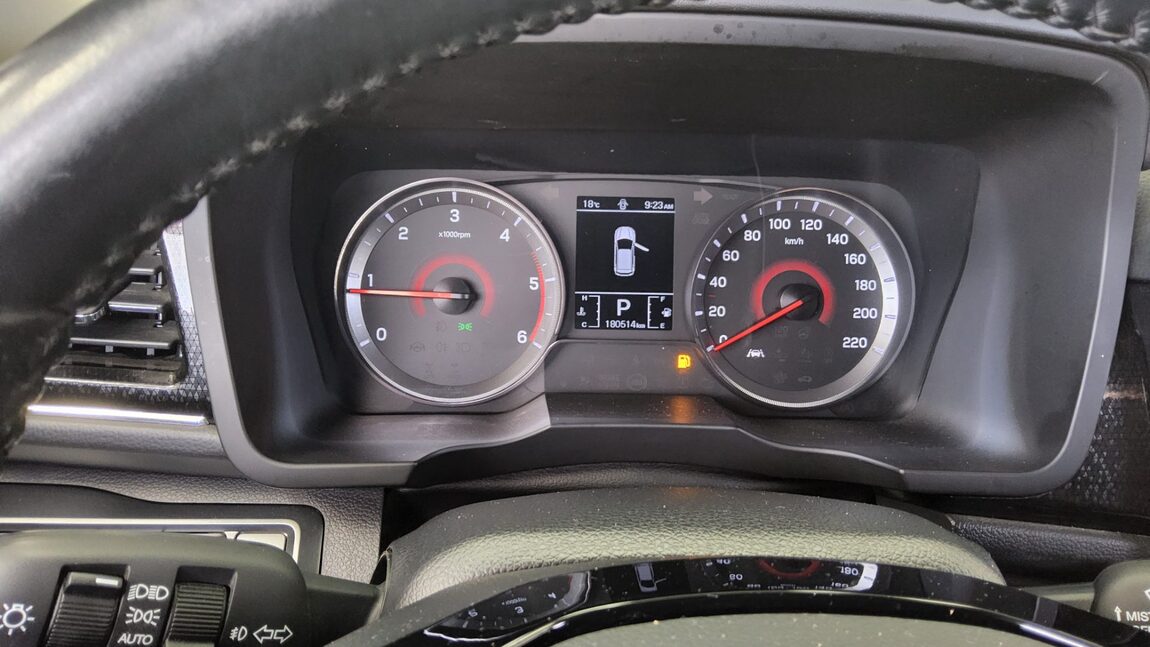 KG MOBILITY (SSANGYONG) VERY NEW TIVOLI 1.6 DIESEL 2WD V3 2021 - zdjęcie 9