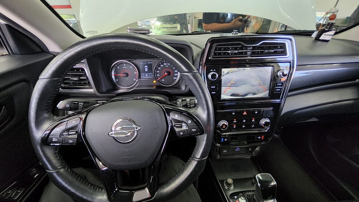 KG MOBILITY (SSANGYONG) VERY NEW TIVOLI 1.6 DIESEL 2WD V3 2021 - zdjęcie 18