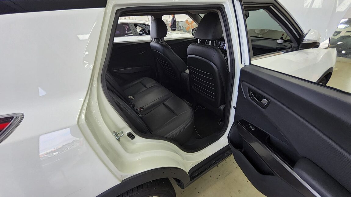 KG MOBILITY (SSANGYONG) VERY NEW TIVOLI 1.6 DIESEL 2WD V3 2021 - zdjęcie 13