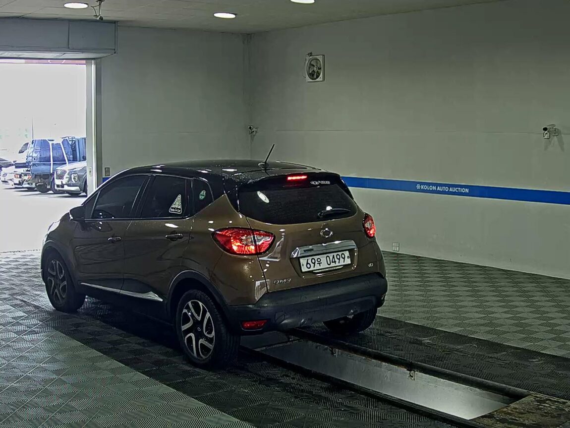 RENAULT (SAMSUNG) QM3 RE SIGNATURE CHOCOLATE BROWN 2016 - zdjęcie 6