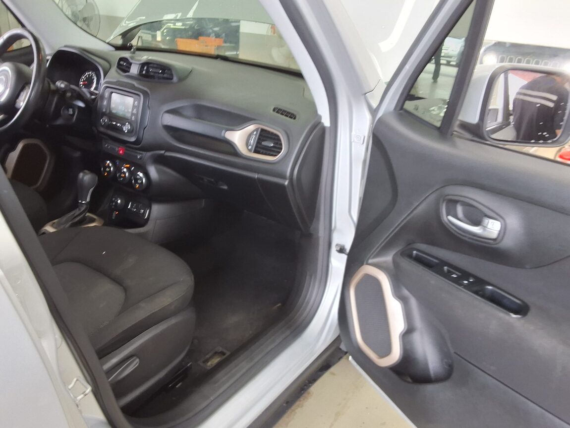 JEEP RENEGADE 2.0 DIESEL AWD LONGITUDE 2016 - zdjęcie 14