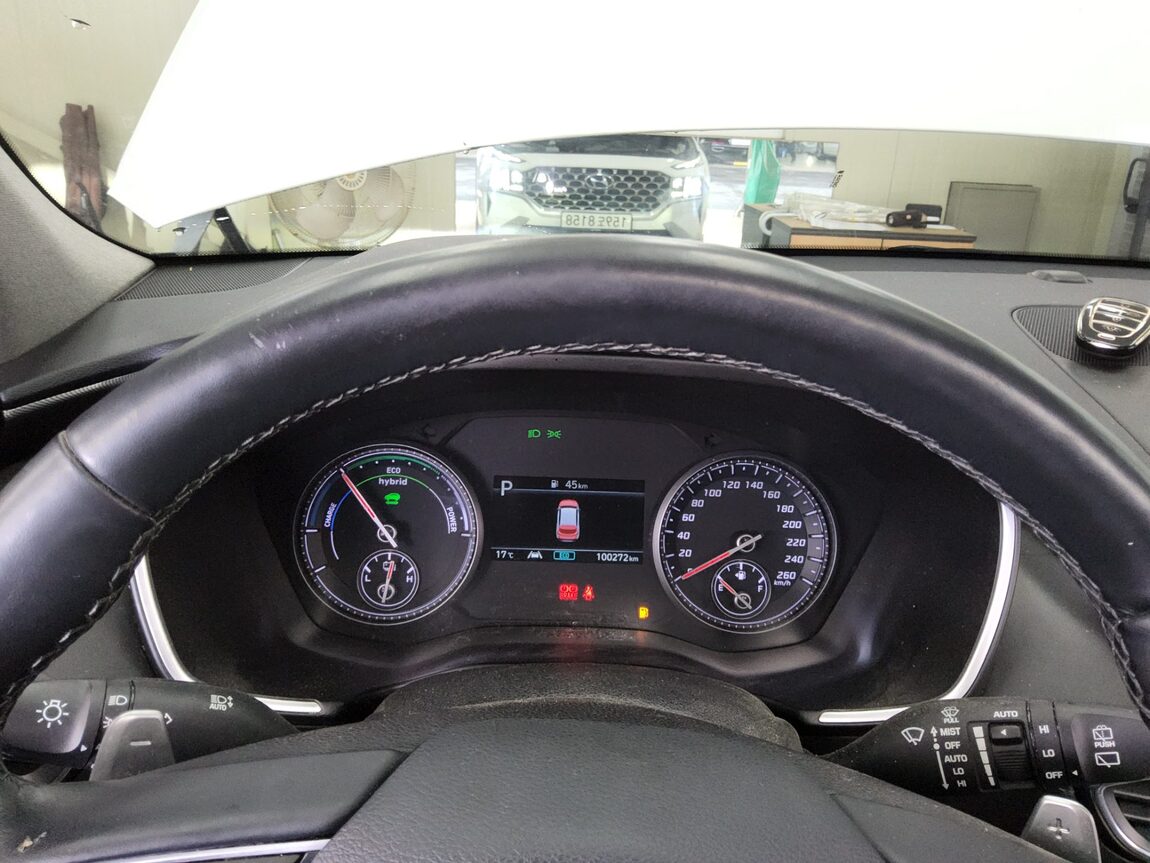 HYUNDAI THE NEW SANTA FE HYBRID 1.6 HEV 2WD PRESTIGE 2022 - zdjęcie 9