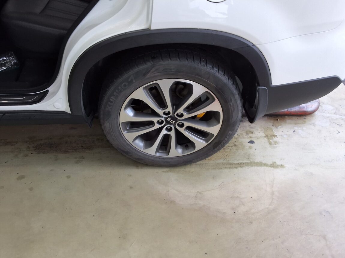 KIA NEW SORENTO R R2.0 2WD TLX SPECIAL 2013 - zdjęcie 23