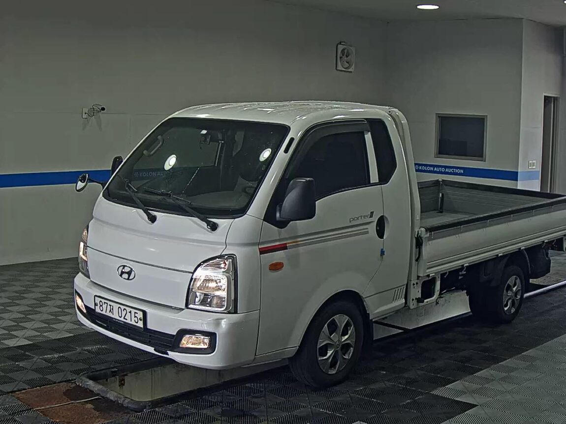 HYUNDAI PORTER II HIGH-ROOF BUILT-IN BOX TRUCK SUPER CAB 2020 - zdjęcie 2