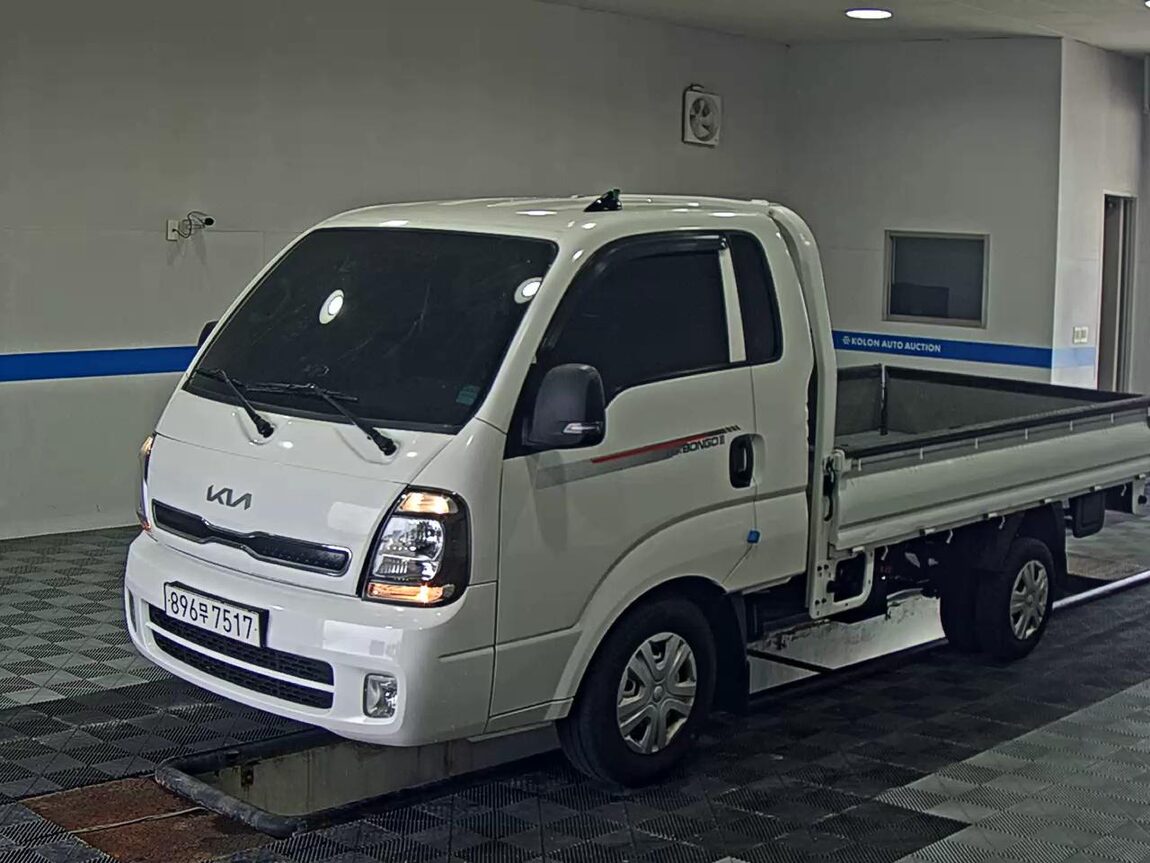 KIA THE NEW BONGO III CARGO BUILT-IN BOX TRUCK LPI PLUS MODEL 2024 - zdjęcie 2