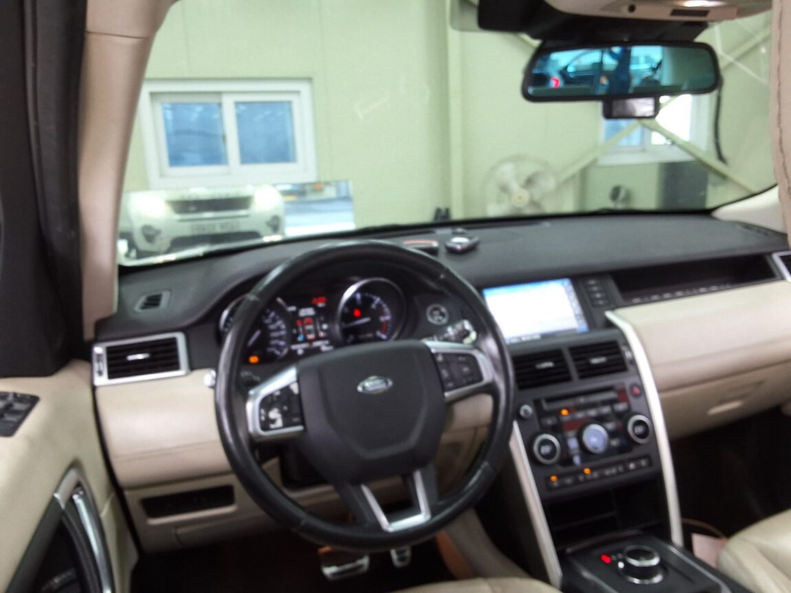 LAND ROVER DISCOVERY SPORT 2.2 SD4 HSE LUXURY 2015 - zdjęcie 12