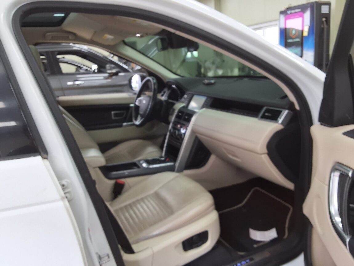 LAND ROVER DISCOVERY SPORT 2.2 SD4 HSE LUXURY 2015 - zdjęcie 15