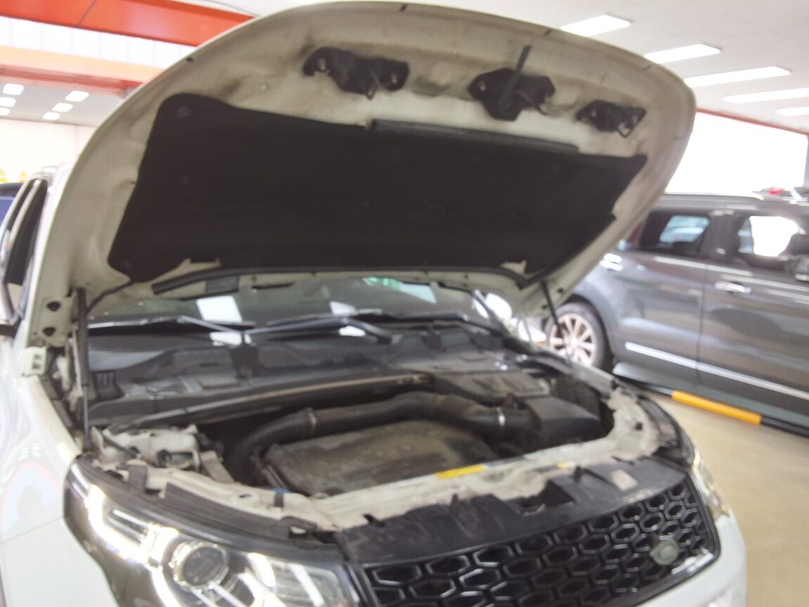 LAND ROVER DISCOVERY SPORT 2.2 SD4 HSE LUXURY 2015 - zdjęcie 18