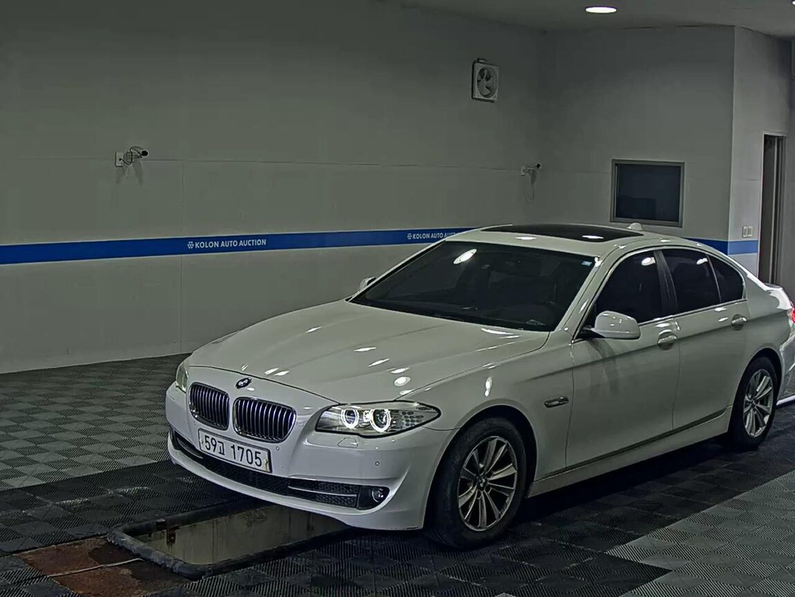 BMW 5 SERIES (6TH GEN) 525d xDRIVE 2013 - zdjęcie 2