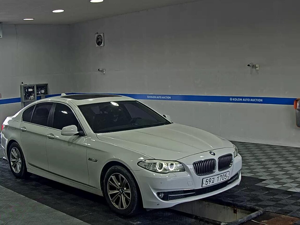BMW 5 SERIES (6TH GEN) 525d xDRIVE 2013 - zdjęcie 3