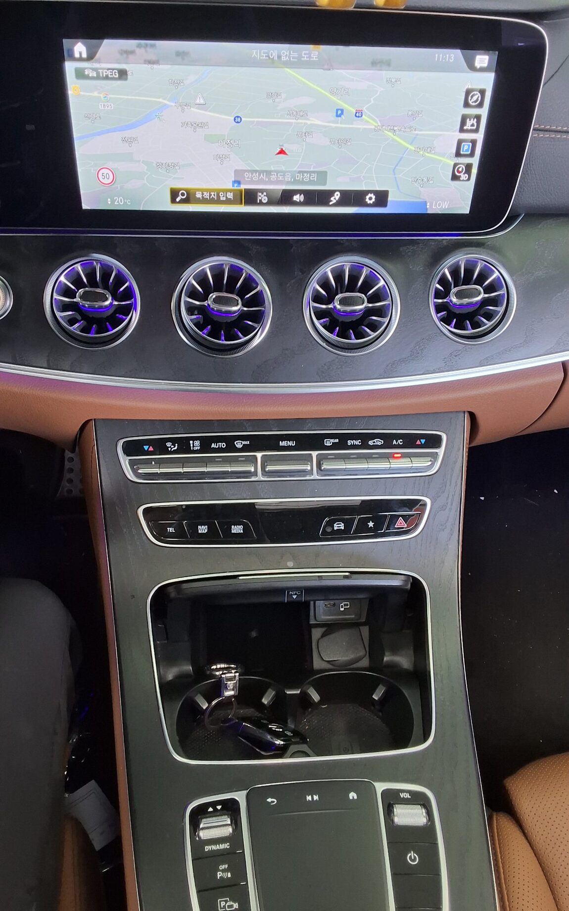MERCEDES-BENZ E-CLASS (5TH GEN) COUPE E300d 4MATIC 2023 - zdjęcie 16