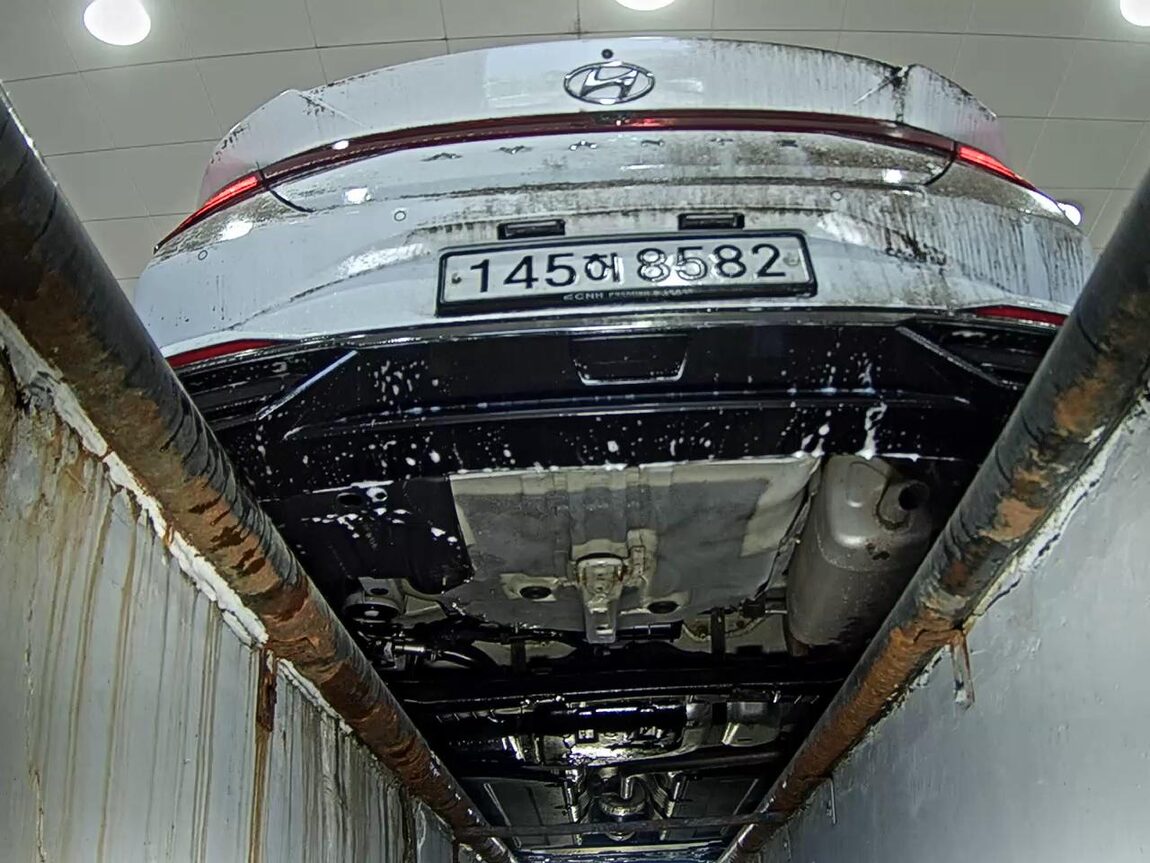 HYUNDAI AVANTE (CN7) 1.6 GASOLINE MODERN 2021 - zdjęcie 8