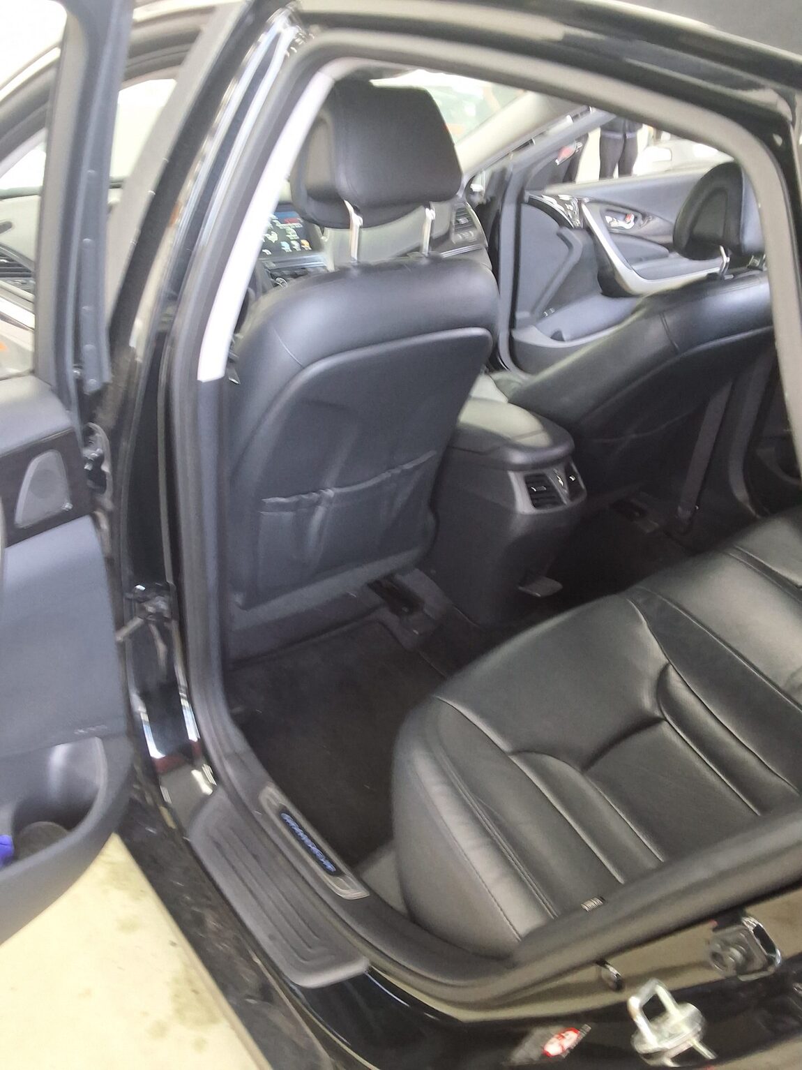 HYUNDAI GRANDEUR HG HG 240 MODERN 2016 - zdjęcie 12