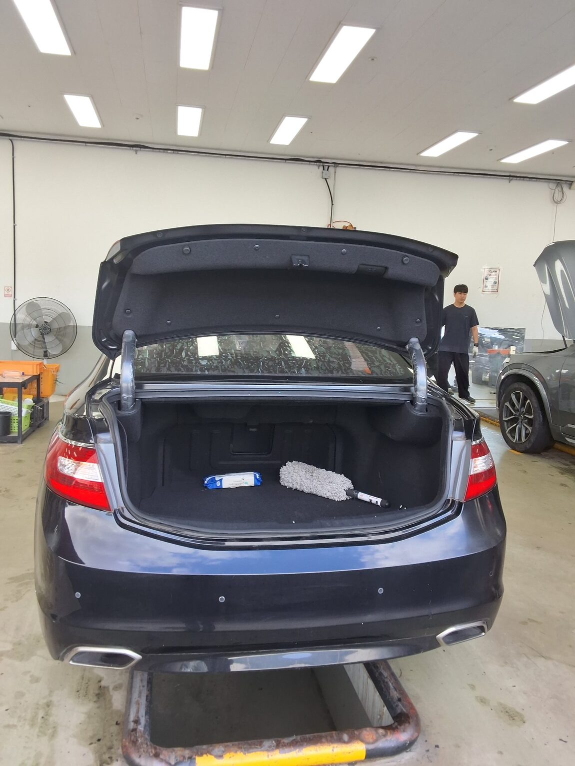 HYUNDAI GRANDEUR HG HG 240 MODERN 2016 - zdjęcie 15