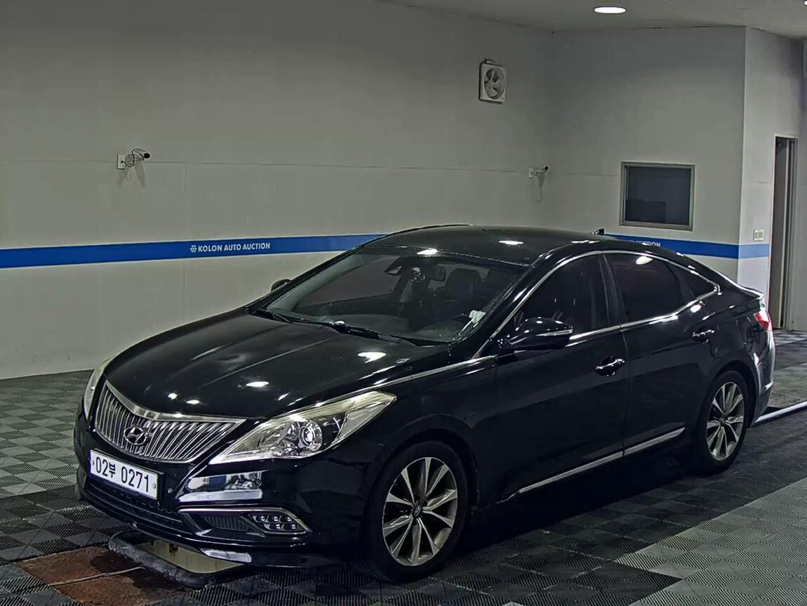 HYUNDAI GRANDEUR HG HG 240 MODERN 2016 - zdjęcie 2