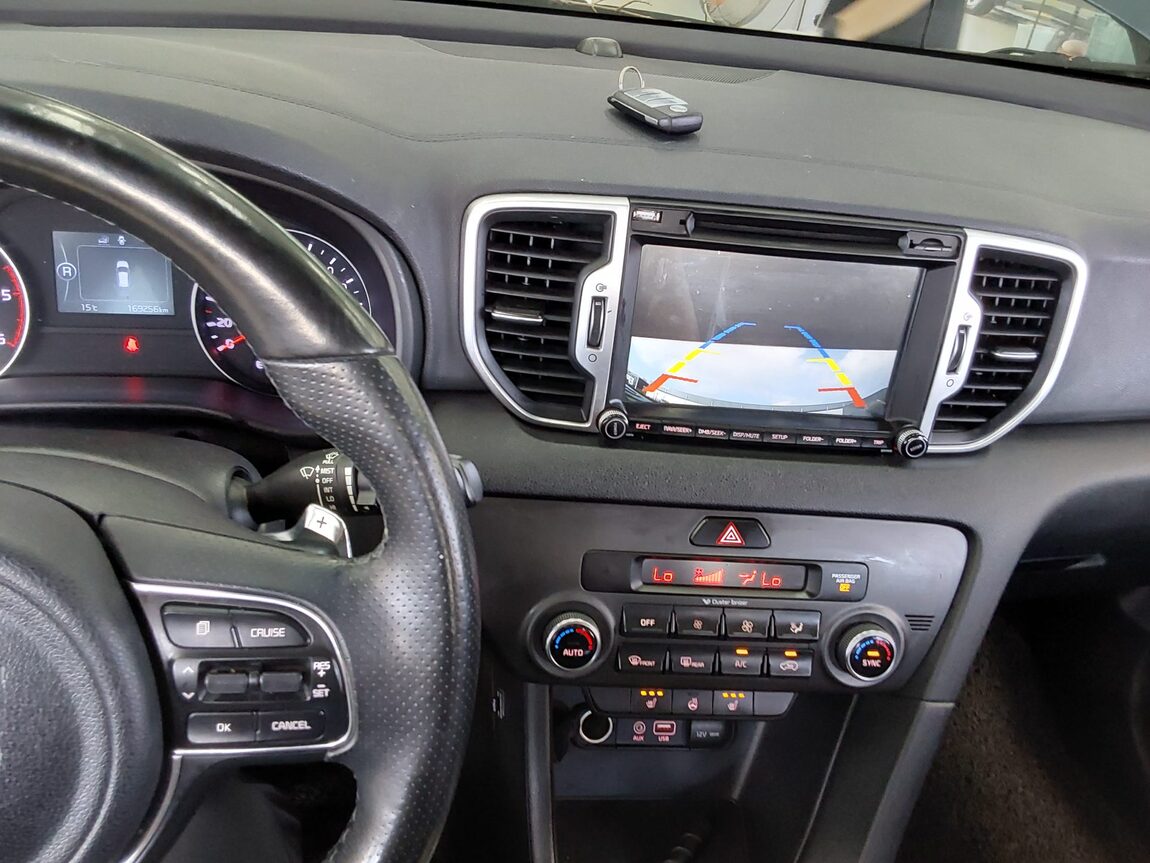 KIA NEW SPORTAGE 1.7 2WD NOBLESSE 2017 - zdjęcie 17