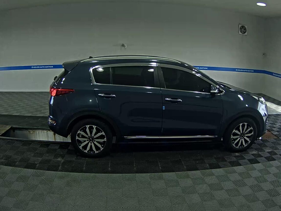 KIA NEW SPORTAGE 1.7 2WD NOBLESSE 2017 - zdjęcie 4