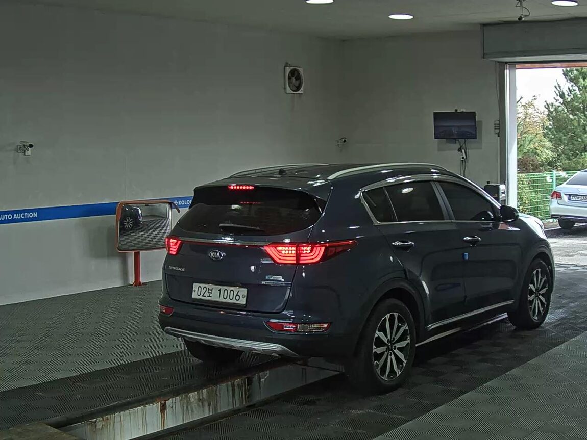 KIA NEW SPORTAGE 1.7 2WD NOBLESSE 2017 - zdjęcie 5