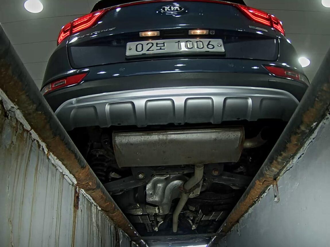 KIA NEW SPORTAGE 1.7 2WD NOBLESSE 2017 - zdjęcie 8