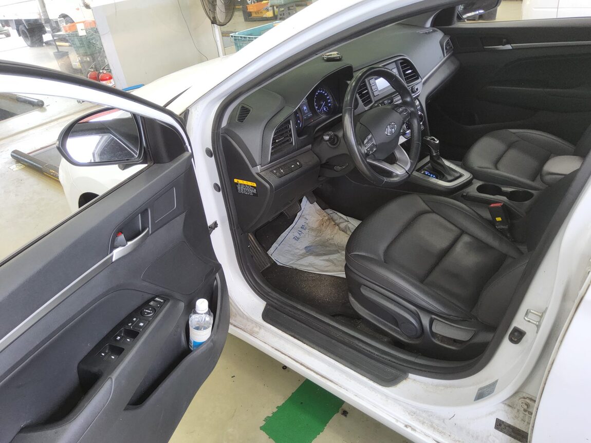HYUNDAI THE NEW AVANTE AD 1.6 GASOLINE SMART 2020 - zdjęcie 10