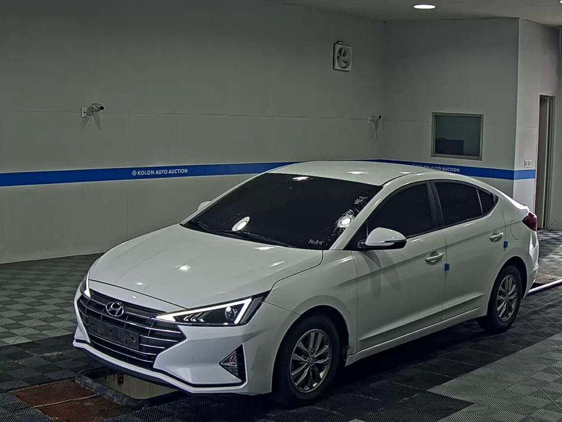 HYUNDAI THE NEW AVANTE AD 1.6 GASOLINE SMART 2020 - zdjęcie 2