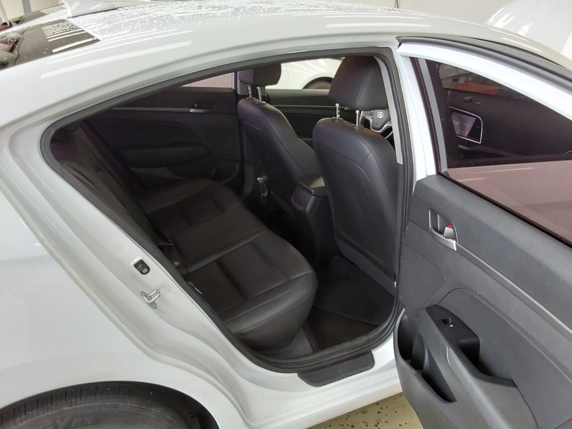 HYUNDAI AVANTE AD 1.6 DIESEL SMART 2018 - zdjęcie 13