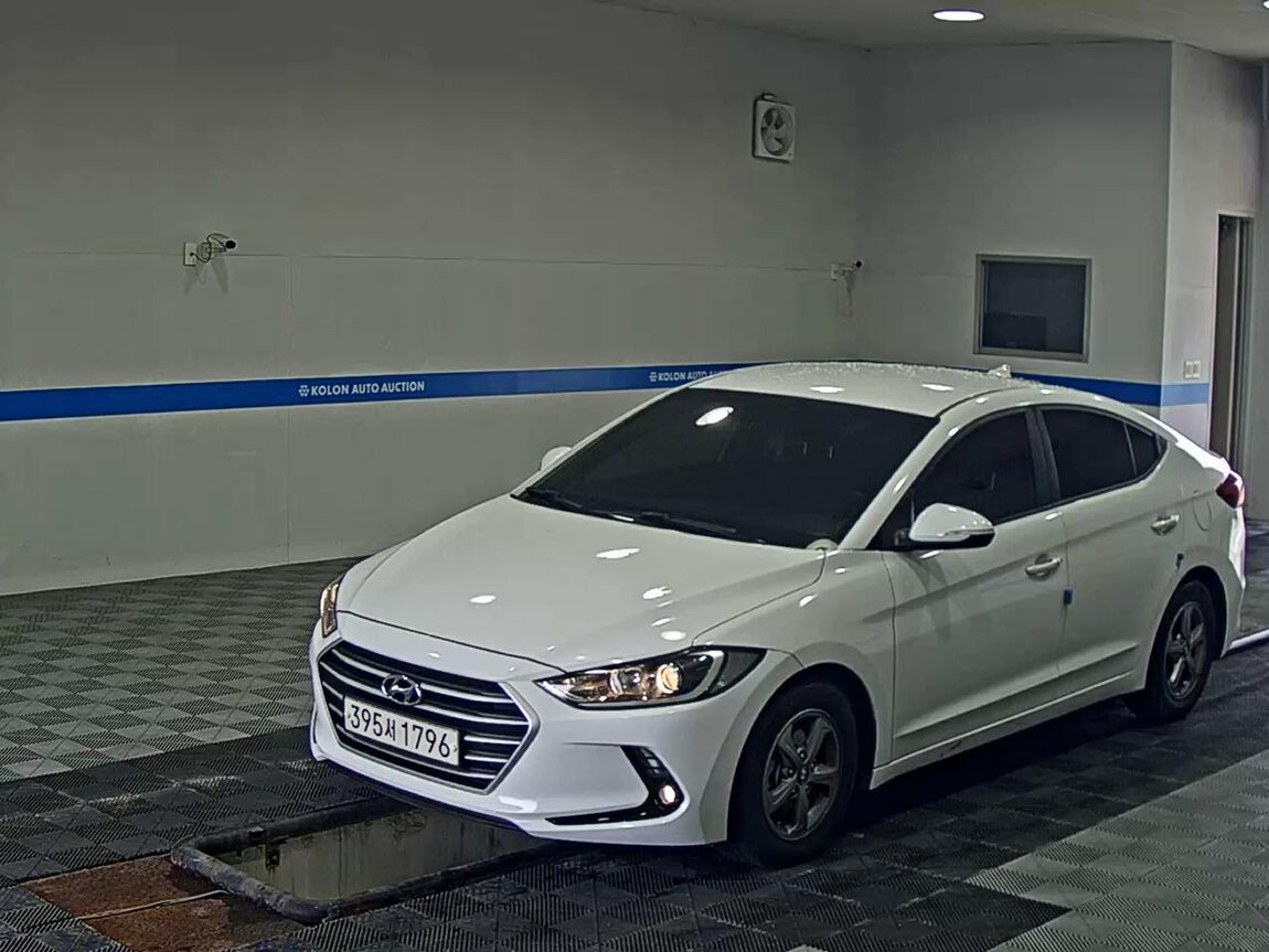 HYUNDAI AVANTE AD 1.6 DIESEL SMART 2018 - zdjęcie 2