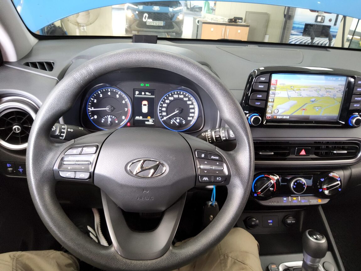 HYUNDAI THE NEW KONA 1.6 2WD SMART 2021 - zdjęcie 17