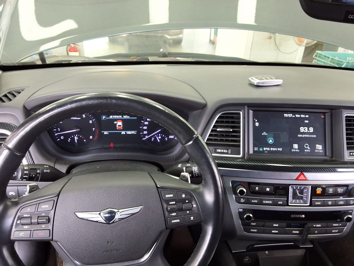 GENESIS G80 3.3 GDi AWD LUXURY 2019 - zdjęcie 17