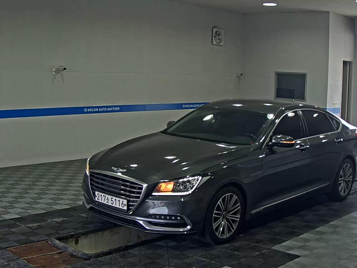 GENESIS G80 3.3 GDi AWD LUXURY 2019 - zdjęcie 2