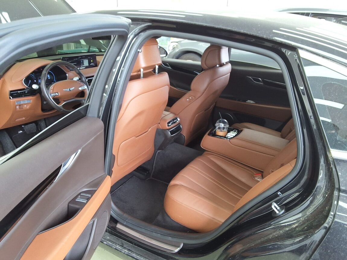 GENESIS THE ALL NEW G80 GASOLINE 2.5 AWD BASE MODEL 2023 - zdjęcie 12