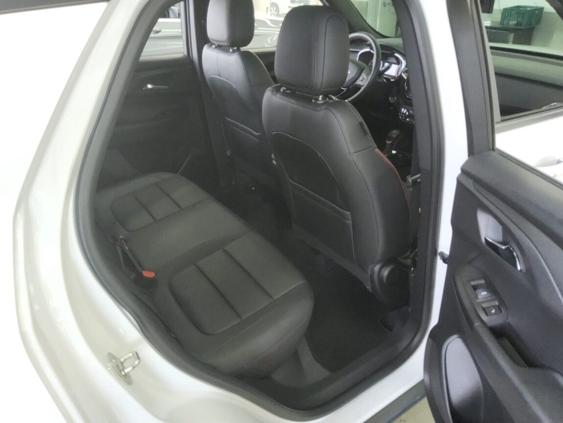 CHEVROLET (DAEWOO) TRAILBLAZER 1.35 GASOLINE RS 2022 - zdjęcie 13