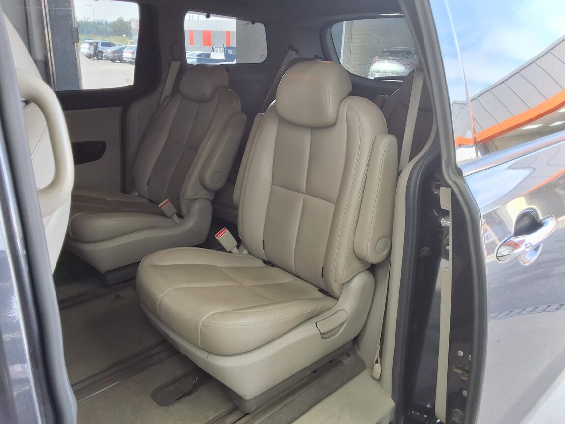 KIA THE NEW CARNIVAL 9-SEATER DIESEL NOBLESSE SPECIAL 2019 - zdjęcie 12
