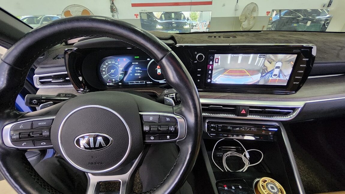 KIA NEW K5 (DL3) 1.6 GASOLINE TURBO SIGNATURE 2020 - zdjęcie 19