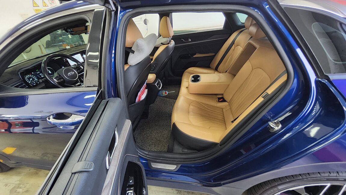 KIA NEW K5 (DL3) 1.6 GASOLINE TURBO SIGNATURE 2020 - zdjęcie 12