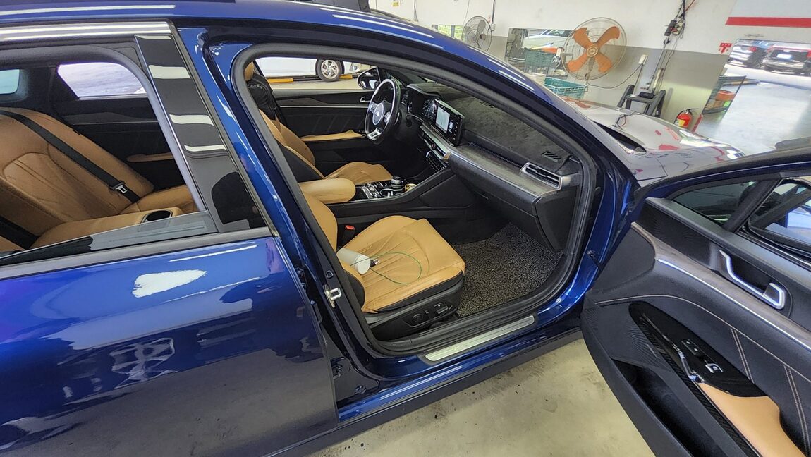 KIA NEW K5 (DL3) 1.6 GASOLINE TURBO SIGNATURE 2020 - zdjęcie 14