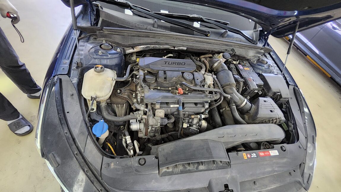 KIA NEW K5 (DL3) 1.6 GASOLINE TURBO SIGNATURE 2020 - zdjęcie 22