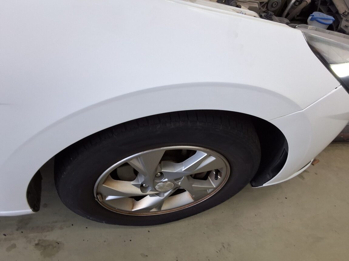 HYUNDAI AVANTE (CN7) 1.6 GASOLINE MODERN 2021 - zdjęcie 23