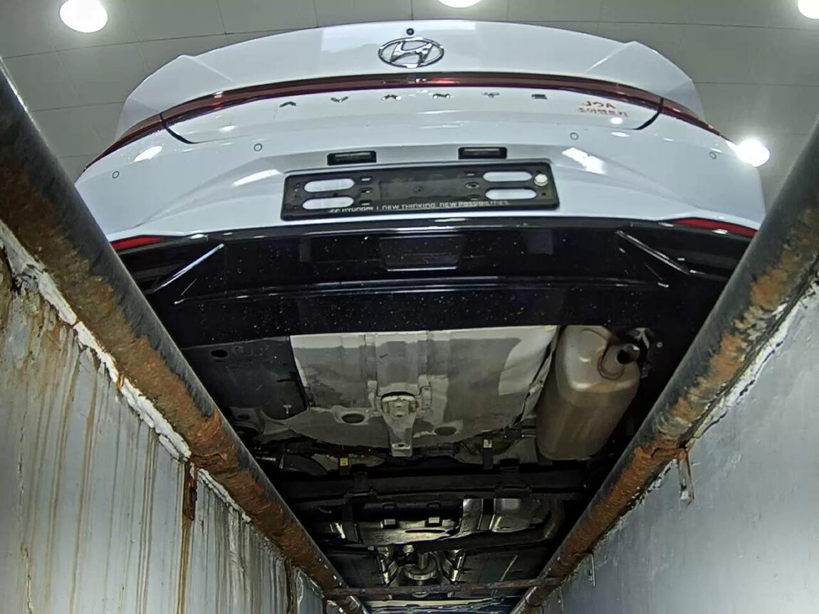 HYUNDAI AVANTE (CN7) 1.6 GASOLINE MODERN 2021 - zdjęcie 8
