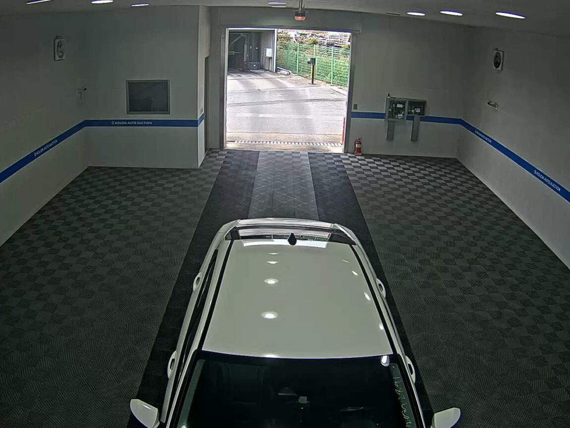 HYUNDAI AVANTE (CN7) 1.6 GASOLINE MODERN 2021 - zdjęcie 7