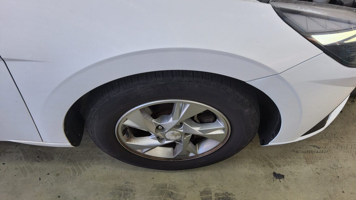 HYUNDAI AVANTE (CN7) 1.6 GASOLINE MODERN 2021 - zdjęcie 25