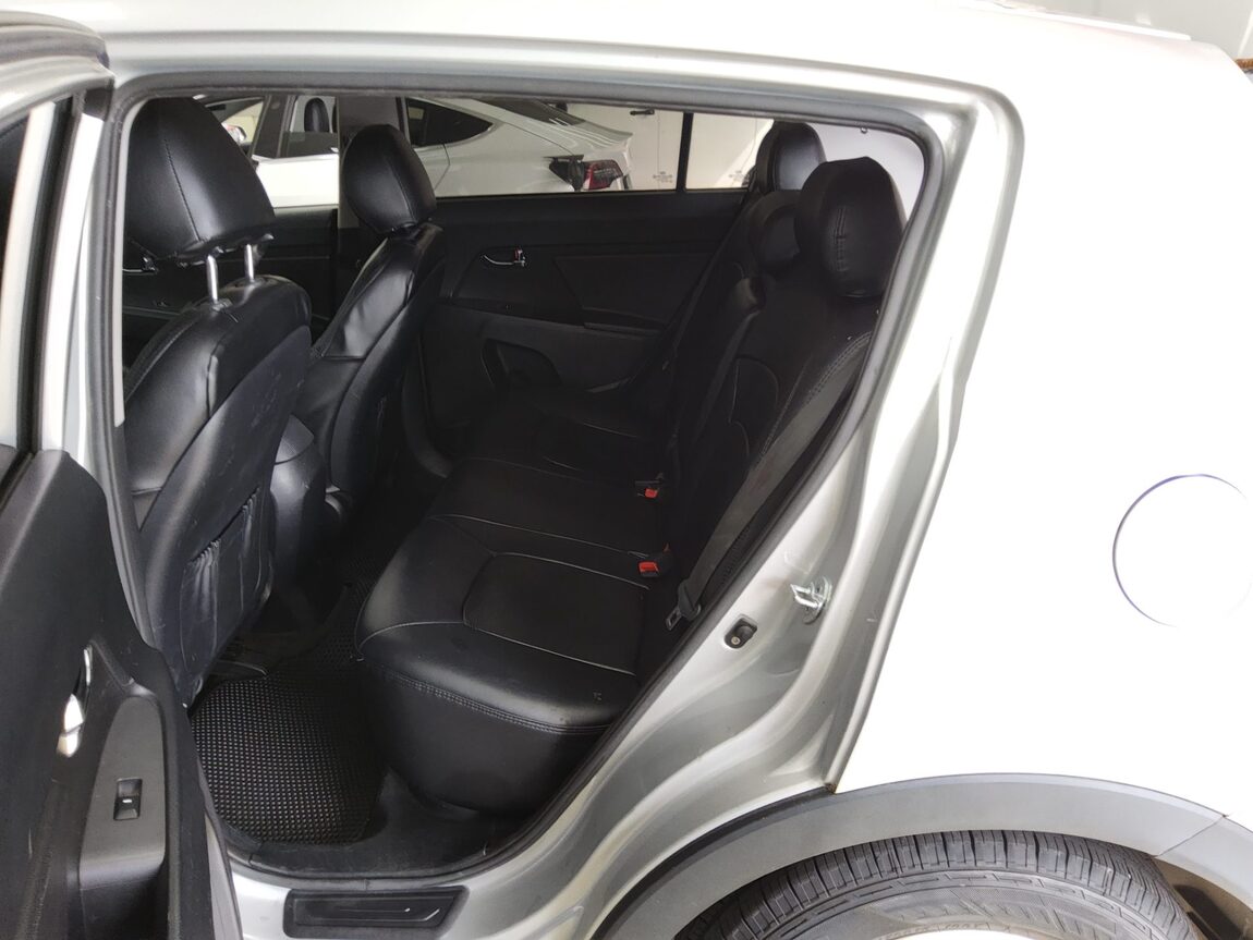 KIA SPORTAGE R DIESEL R2.0 4WD LX 2012 - zdjęcie 12