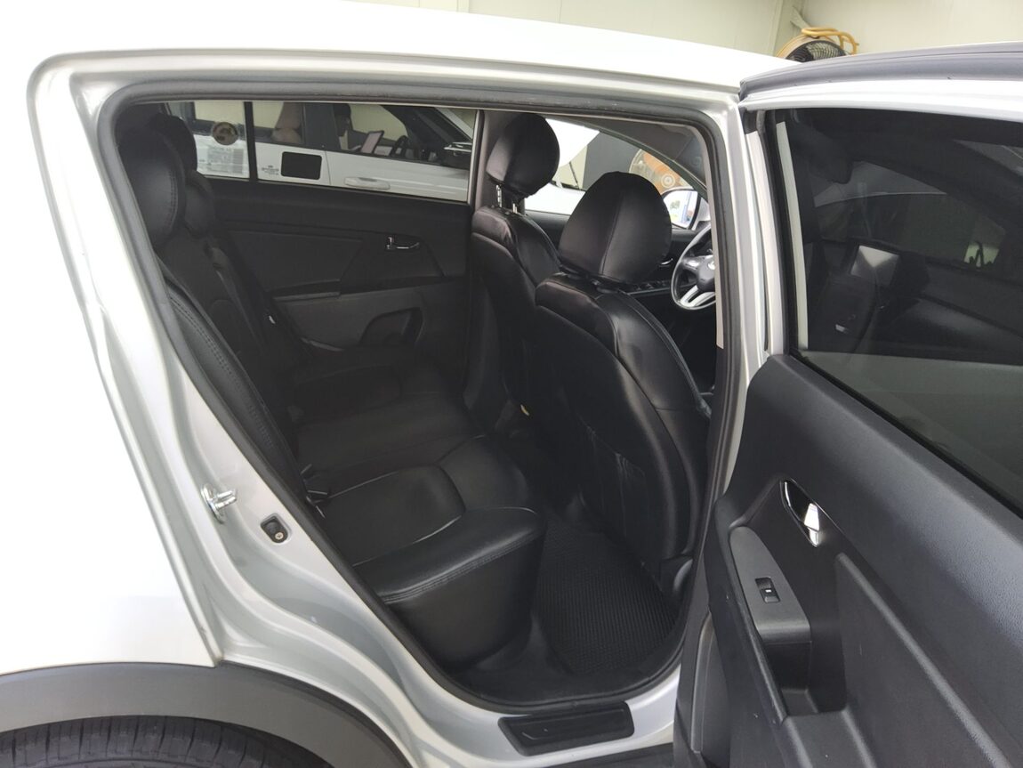 KIA SPORTAGE R DIESEL R2.0 4WD LX 2012 - zdjęcie 13