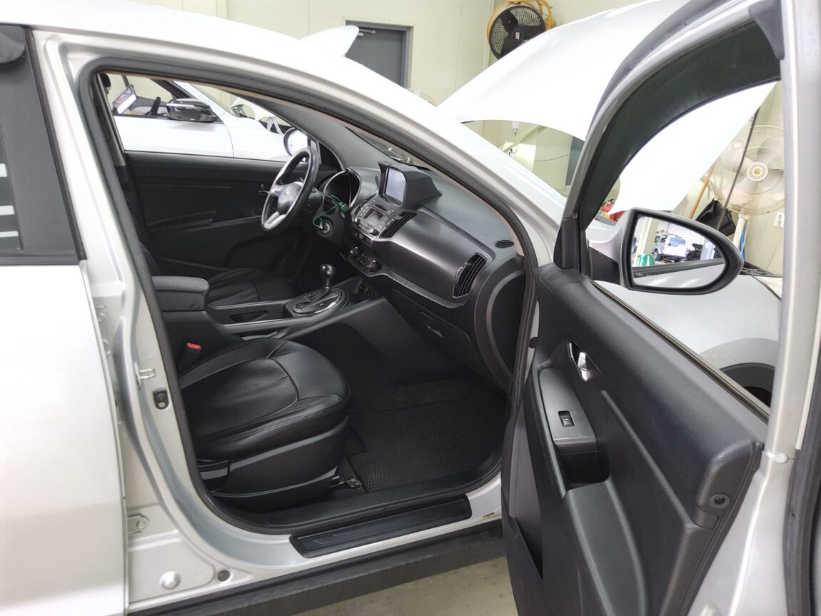 KIA SPORTAGE R DIESEL R2.0 4WD LX 2012 - zdjęcie 14