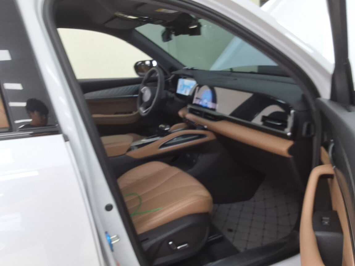 RENAULT (SAMSUNG) GRAND KOLEOS HYBRID 1.5 HEV ICONIC 2025 - zdjęcie 15