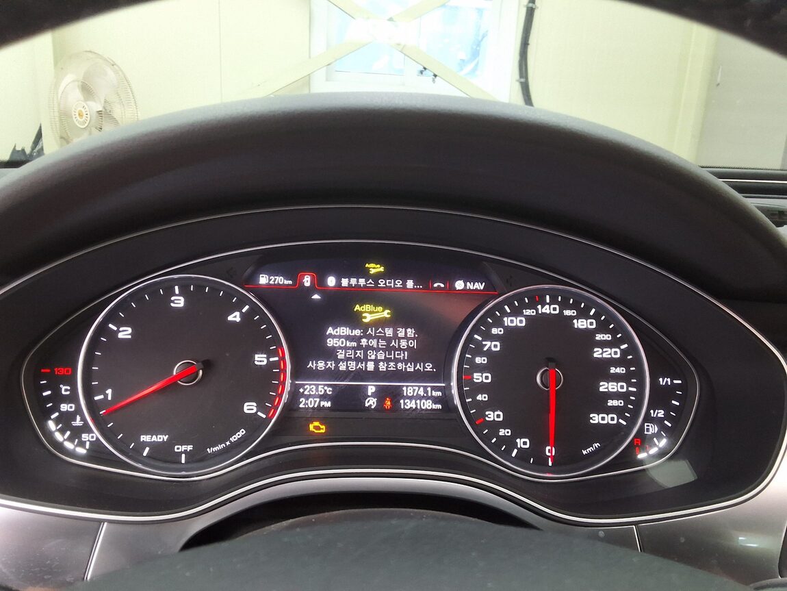 AUDI A6 (4TH GEN) 40 TDI QUATTRO PREMIUM 2016 - zdjęcie 26
