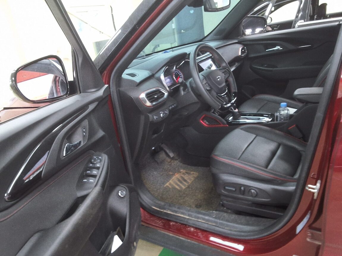CHEVROLET (DAEWOO) TRAILBLAZER 1.35 GASOLINE RS 2022 - zdjęcie 11