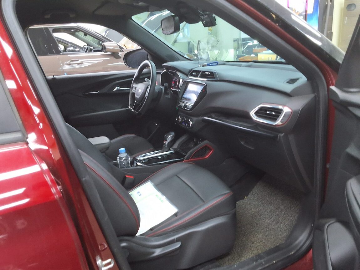 CHEVROLET (DAEWOO) TRAILBLAZER 1.35 GASOLINE RS 2022 - zdjęcie 15