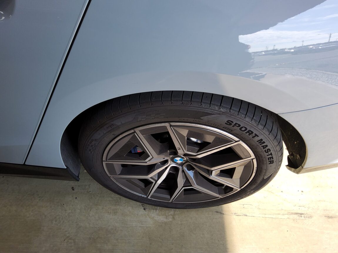BMW 5 SERIES (8TH GEN) 520i M SPORT PACK 2024 - zdjęcie 27